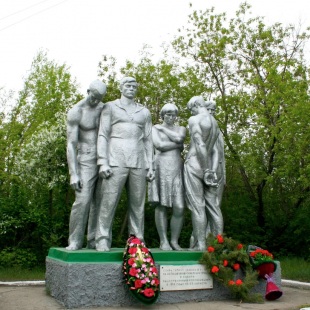 Фотография памятника Памятник-монумент Героям Гражданской войны