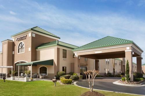 Фотографии гостиницы 
            Country Inn & Suites by Radisson, Fayetteville-Fort Bragg, NC