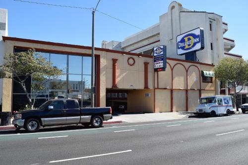 Фотография мотеля Deluxe Inn Hawthorne/ LAX