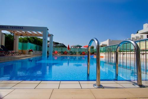 Фотография гостиницы Mythos- Platanias- Hotel -Apts