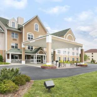 Фотографии гостиницы 
            Country Inn & Suites by Radisson, Burlington (Elon), NC