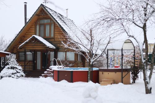 Фотография гостиницы Яблоневый сад Барыбино