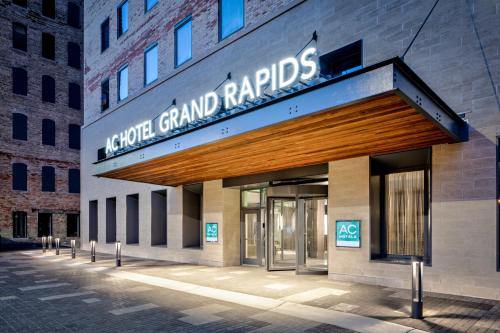 Фотография гостиницы AC Hotel Grand Rapids Downtown