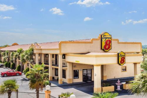 Фотография гостиницы Super 8 by Wyndham Stockbridge