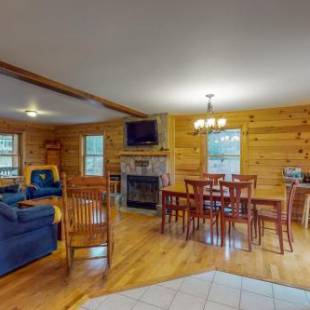 Фотографии гостевого дома 
            3 Bed 4 Bath Vacation home in Deep Creek Lake