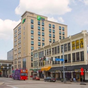 Фотография гостиницы Holiday Inn Express & Suites Pittsburgh North Shore, an IHG Hotel