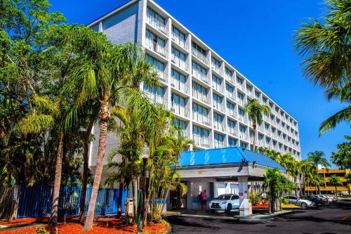 Фотография гостиницы Rodeway Inn Miami I-95