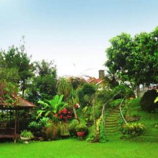 Фотографии гостевого дома
Villa Buenavista Puncak