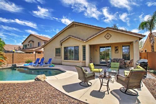 Фотография гостевого дома Queen Creek Home with Private Pool and Golf Course View