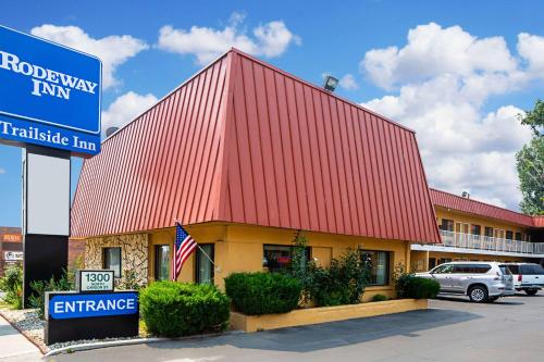 Фотография гостиницы Rodeway Inn at Nevada State Capitol Carson City
