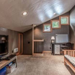 Фотографии гостевого дома 
            3 Bed 3 Bath Vacation home in Schweitzer Mountain