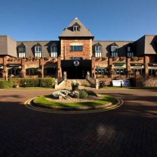 Фотографии гостиницы 
            Village Hotel Manchester Cheadle