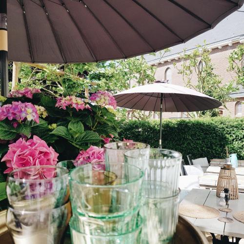 Фотография гостиницы Hotel Au Nom De Dieu