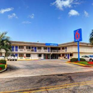 Фотографии гостиницы 
            Motel 6-Slidell, LA - New Orleans