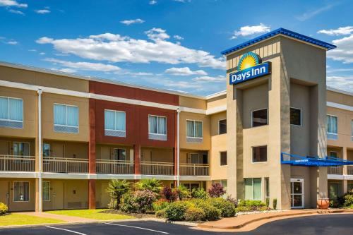 Фотография гостиницы Days Inn by Wyndham Florence Near Civic Center