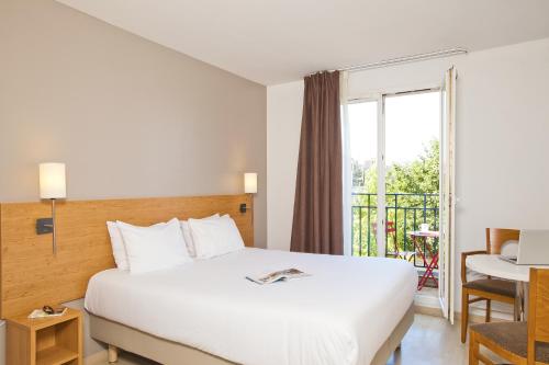 Фотография апарт отеля Séjours & Affaires Créteil Le Magistere