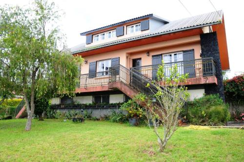 Фотографии гостевого дома 
            Maison de 6 chambres avec vue sur la mer jardin clos et wifi a La Plaine des Cafres