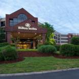 Фотография гостиницы Hilton Suites Brentwood