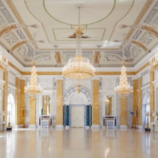 Фотография комнаты для переговоров Мраморный зал