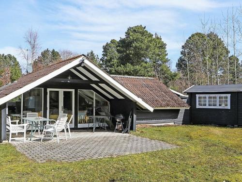 Фотография гостевого дома Holiday home Rødby XXIII