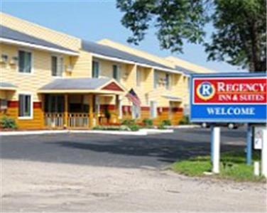 Фотография гостиницы Regency Inn & Suites Faribault