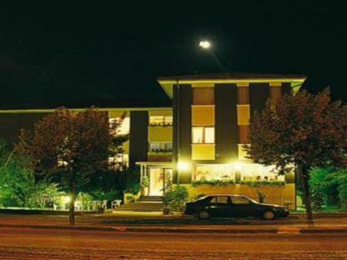 Фотография гостиницы Hotel Mini Palace - Country House