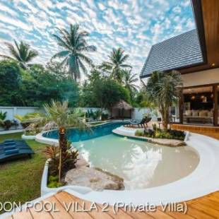 Фотографии гостиницы 
            Coco Lilly Villas