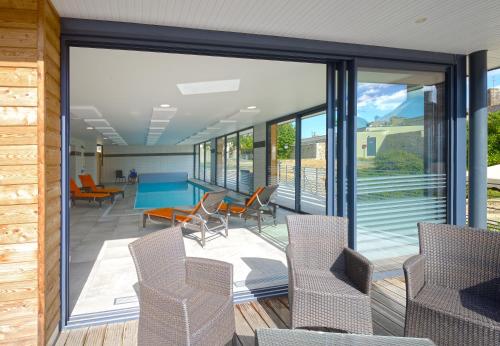 Фотография гостиницы The Originals Boutique, Hôtel Le Lion d'Or, Fougères Ouest (Inter-Hotel)