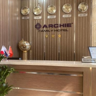 Фотография гостиницы Archie Family Hotel