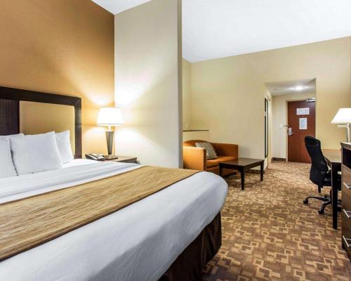 Фотография гостиницы Comfort Suites at Kennesaw State University