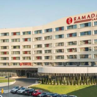 Фотографии гостиницы 
            Ramada Plaza Craiova