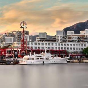 Фотографии гостиницы 
            The Lonsdale Quay Hotel