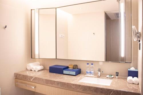 Фотография гостиницы Four Points by Sheraton Wuchuan, Loong Bay