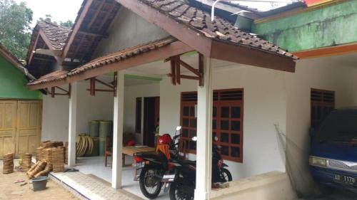 Фотографии хостела 
            Wahyu Homestay