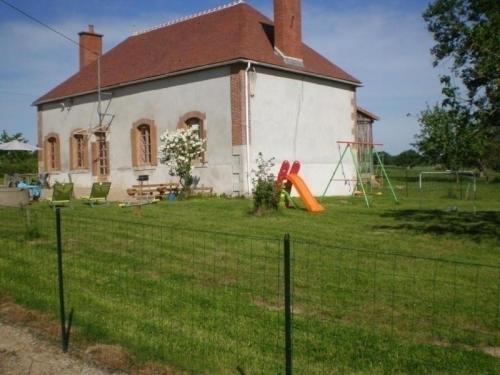 Фотографии гостевого дома 
            Gîte Cressanges, 4 pièces, 6 personnes - FR-1-489-28