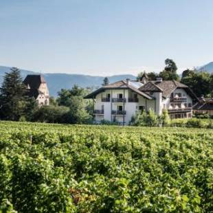 Фотографии гостиницы 
            Hotel Weingut Stroblhof