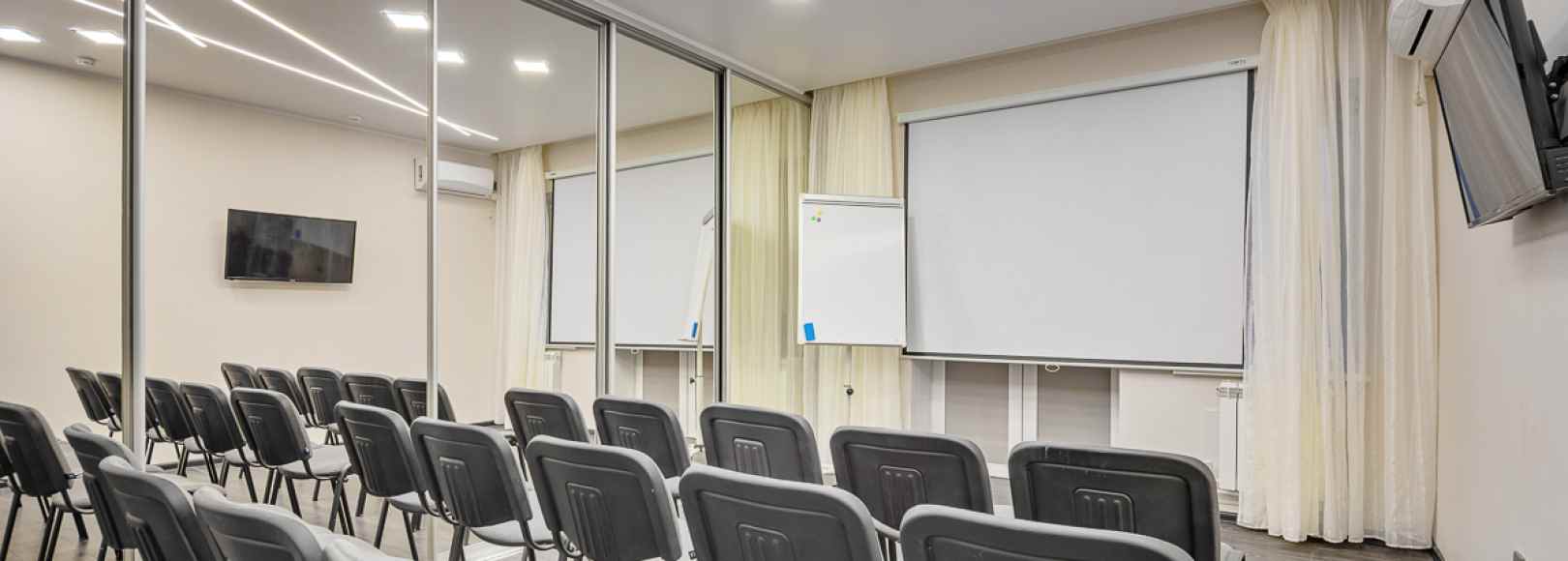 Фотография конференц-зала Exclusive