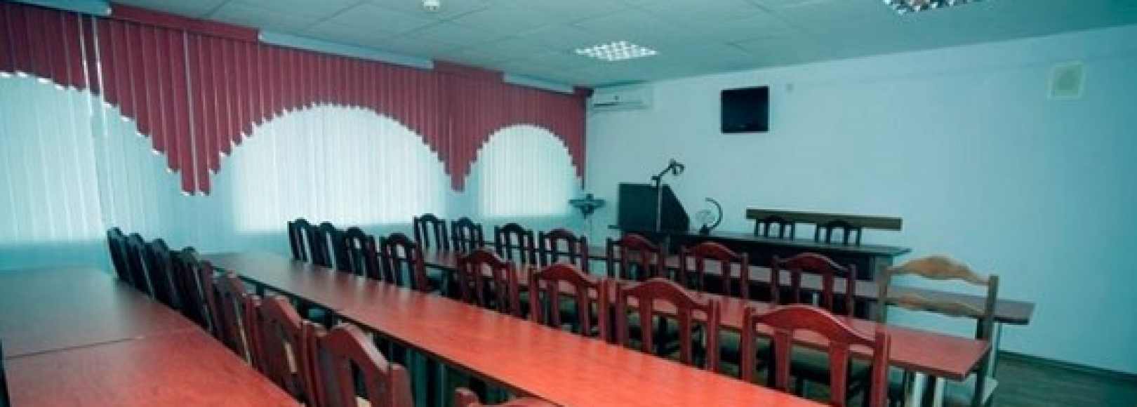 Фотография конференц-зала Знаменск на 35 человек