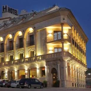 Фотографии гостиницы 
            Hotel Campos de Baeza