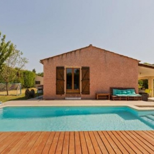 Фотография гостевого дома Charming Holiday Home in Barjols with Private Pool