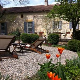 Фотографии гостевого дома 
            Le Clos de Longas - Gite et Chambre d'hôtes