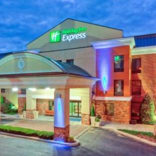 Фотографии гостиницы 
            Holiday Inn Express Hotel & Suites Brentwood North-Nashville Area, an IHG Hotel