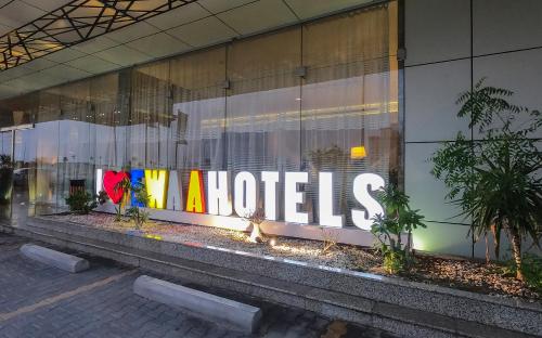 Фотографии гостиницы 
            Ewaa Express Hotel - Al Rawda