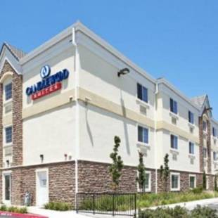 Фотографии гостиницы 
            Candlewood Suites Turlock, an IHG Hotel