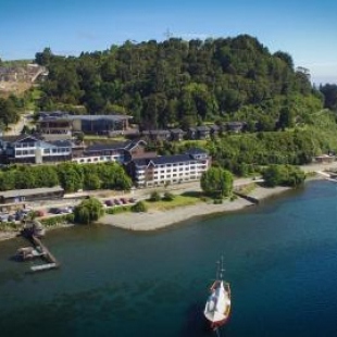 Фотография гостиницы Hotel Cabaña Del Lago Puerto Varas