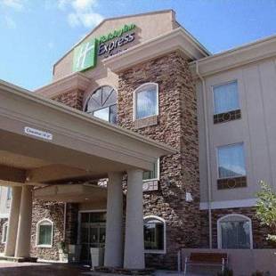 Фотографии гостиницы 
            Holiday Inn Express Hotel & Suites Cedar Hill, an IHG Hotel