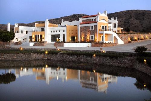 Фотографии гостиницы
Delina Mountain Resort