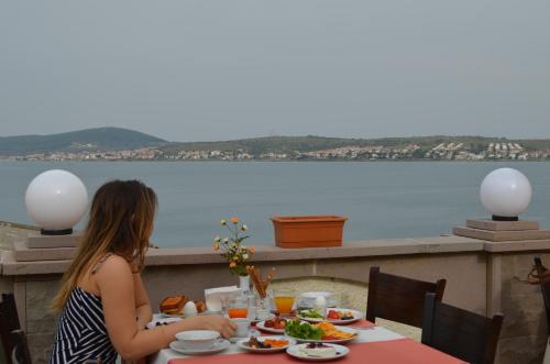 Фотография гостиницы Ayvalık Palas Hotel