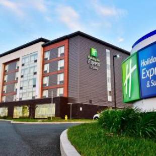 Фотографии гостиницы 
            Holiday Inn Express & Suites St. John's Airport, an IHG Hotel