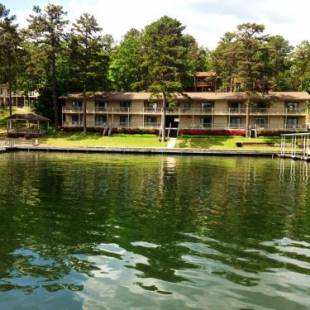 Фотографии мини отеля 
            Long Island Lake Resort